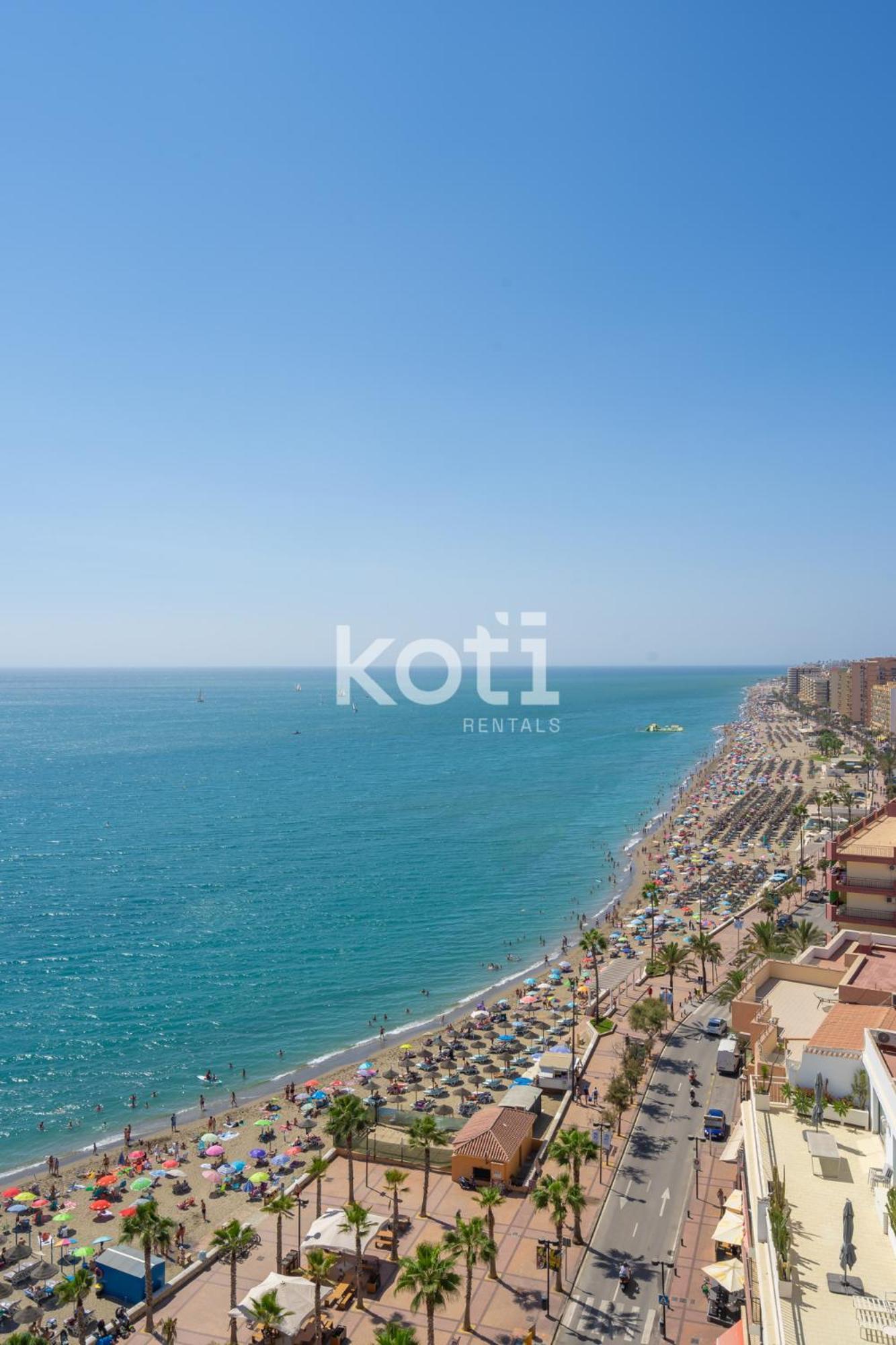 Apartamento Plaza Espana フエンヒロラ エクステリア 写真