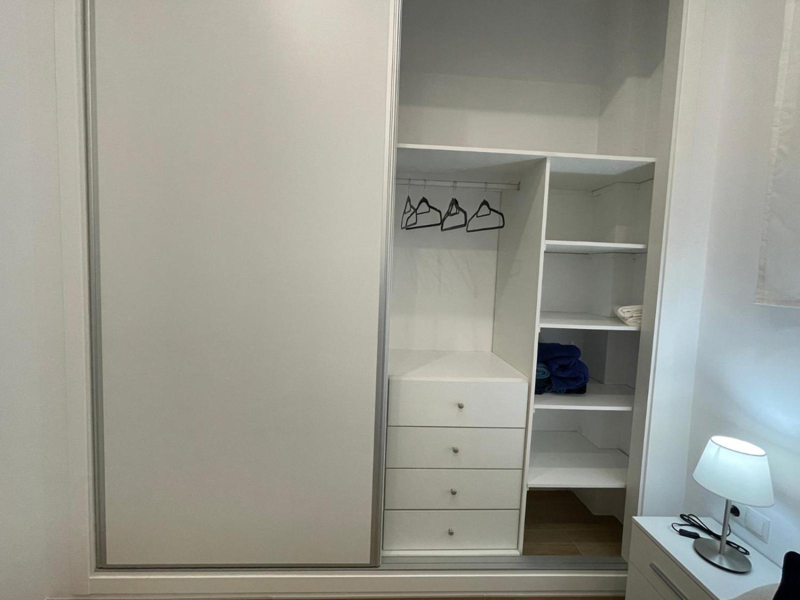 Apartamento Plaza Espana フエンヒロラ エクステリア 写真