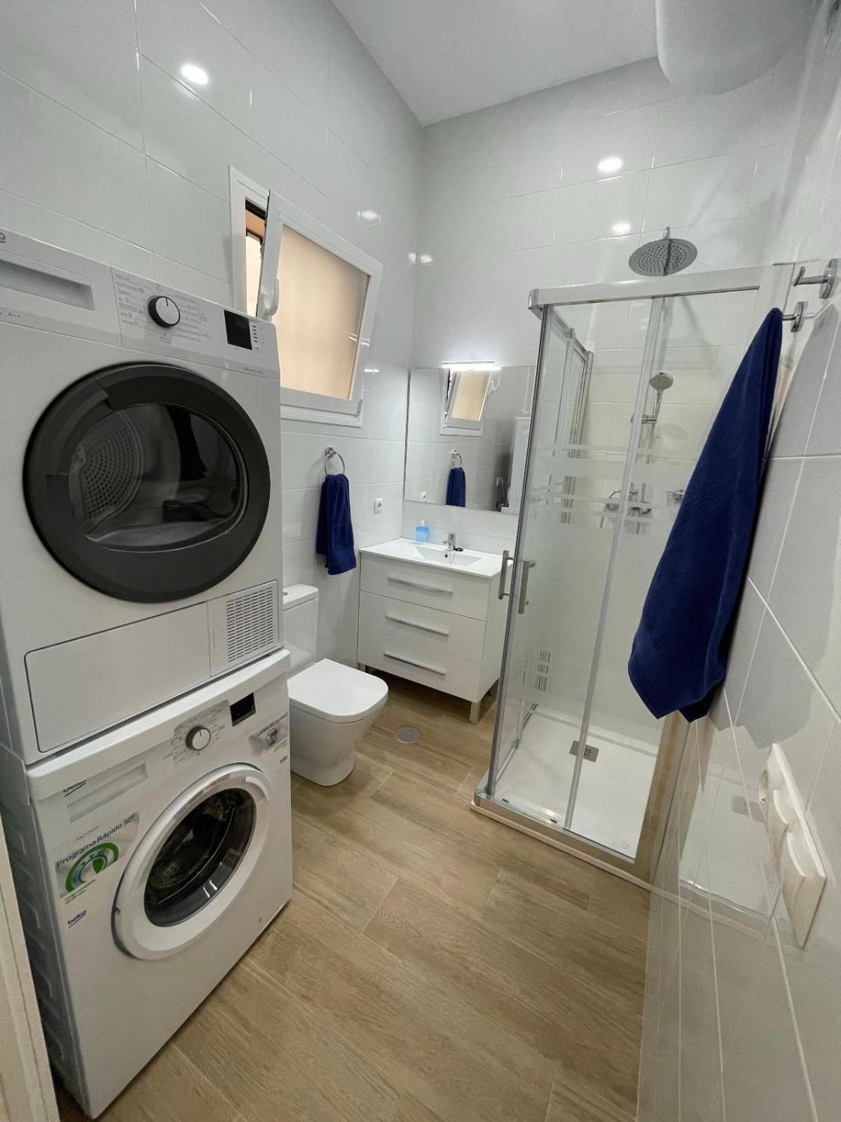 Apartamento Plaza Espana フエンヒロラ エクステリア 写真